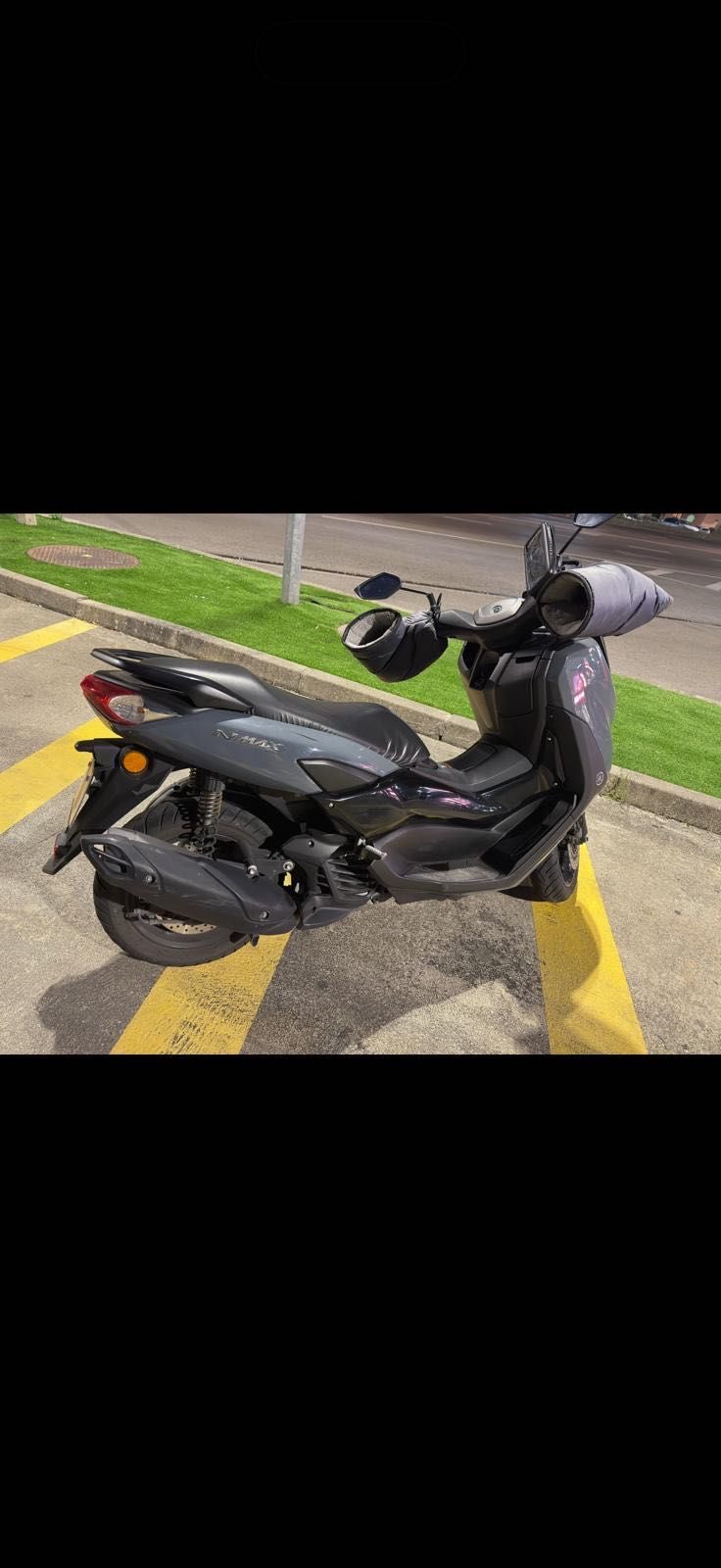 Moto Yamaha NMax