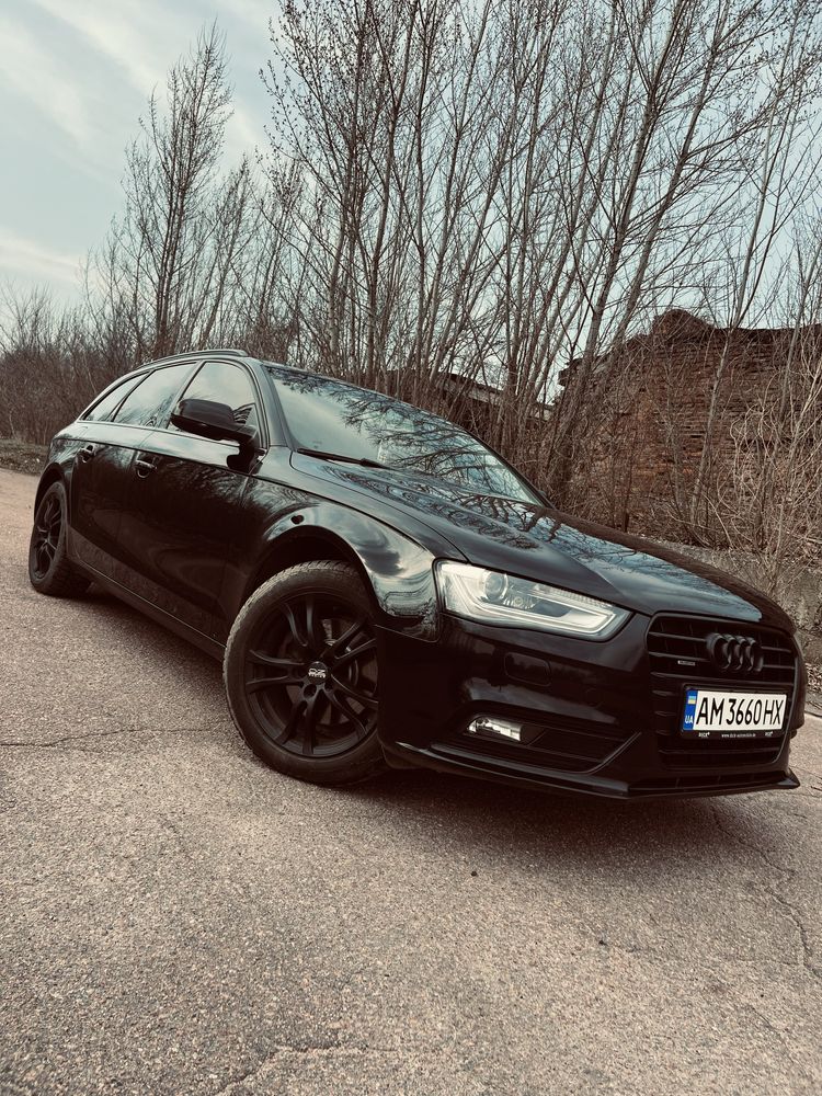 Audi a4 2012 рік 2.0 tdi qaatro