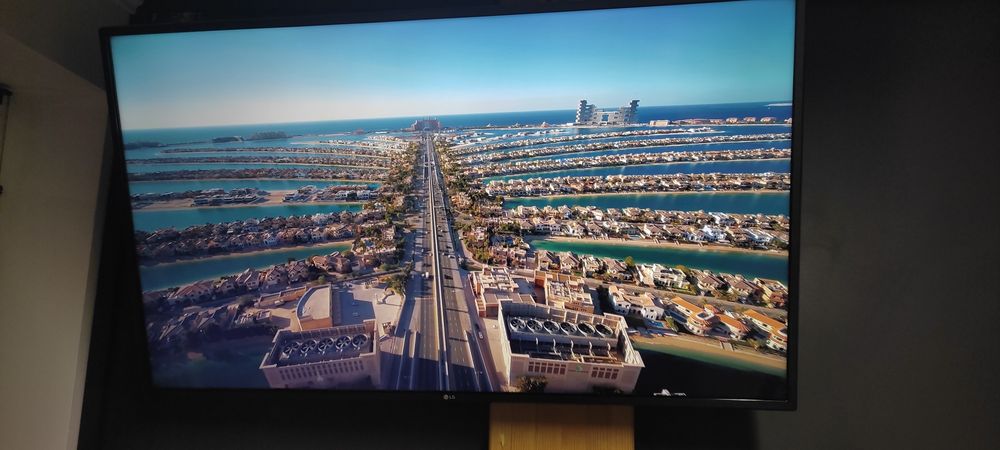 Телевізор  LG  43", SmartTV,  YouTube