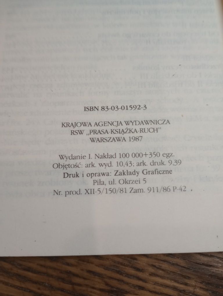 O tych, co z kosmosu. Arnold Mostowicz