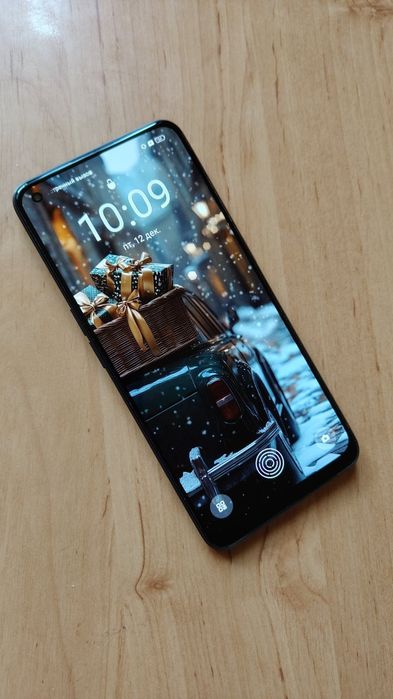 Продам смартфон  REALME 9