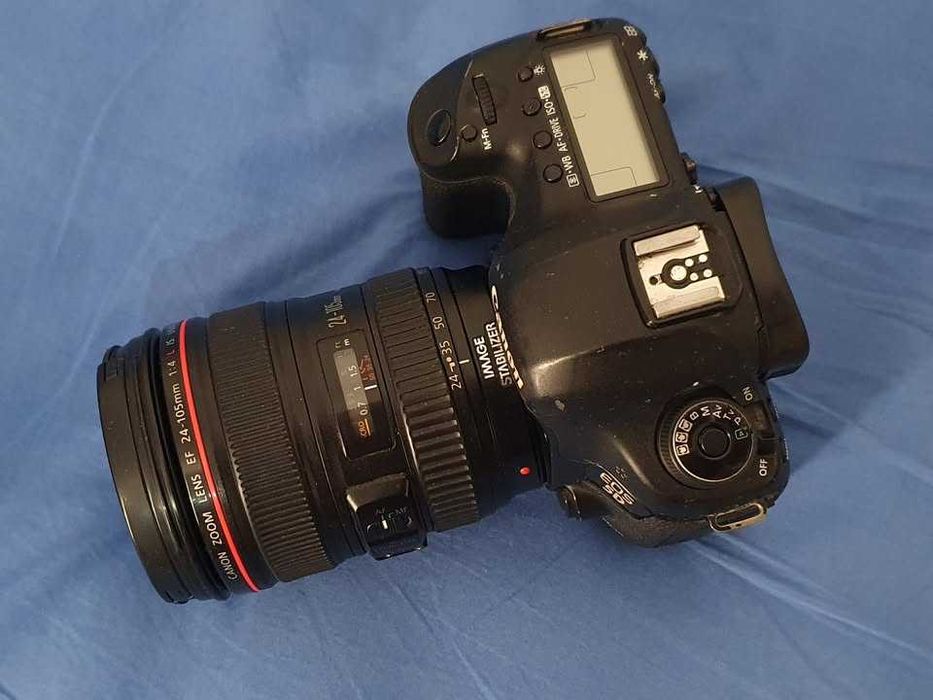 canon 5D Mark 3 +24 105 F4 + 3 baterias e carregadores + bolsa