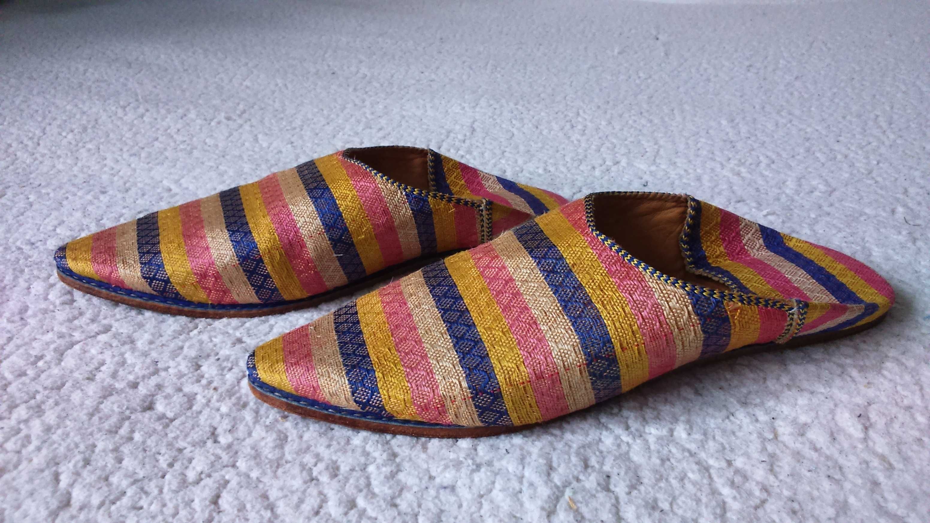 Шльопанці  мюлі шкіра / шовк Мароканські бабуші   KILIM Babouches