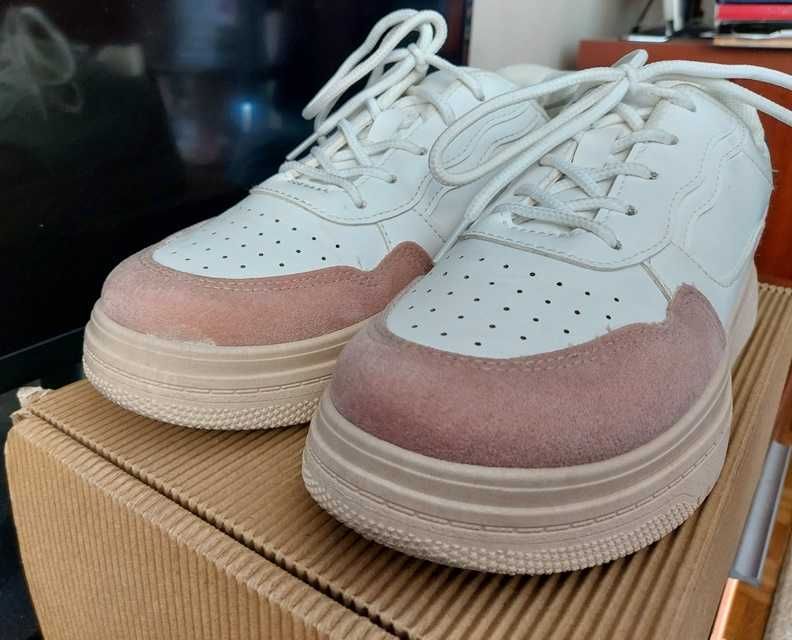 Sneakersy Sinsay różowe beżowe białe 38