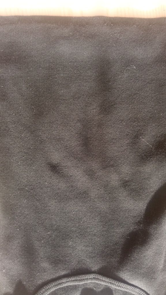 Czarny bawełniany prążkowany Crop top koszulka o krótszym kroju Bershk