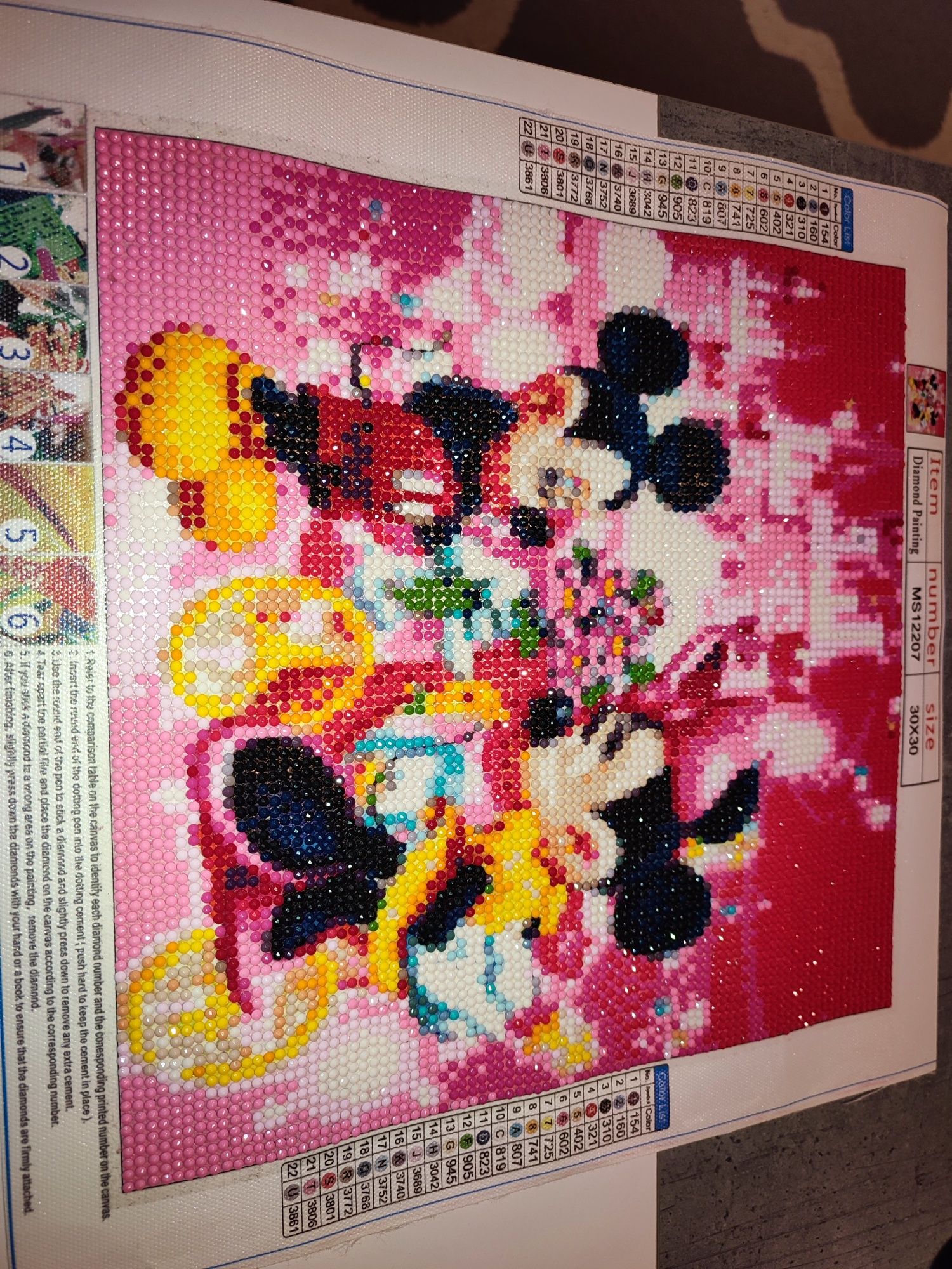 Diamond painting gotowy obrazak Miki Mouse 30x30