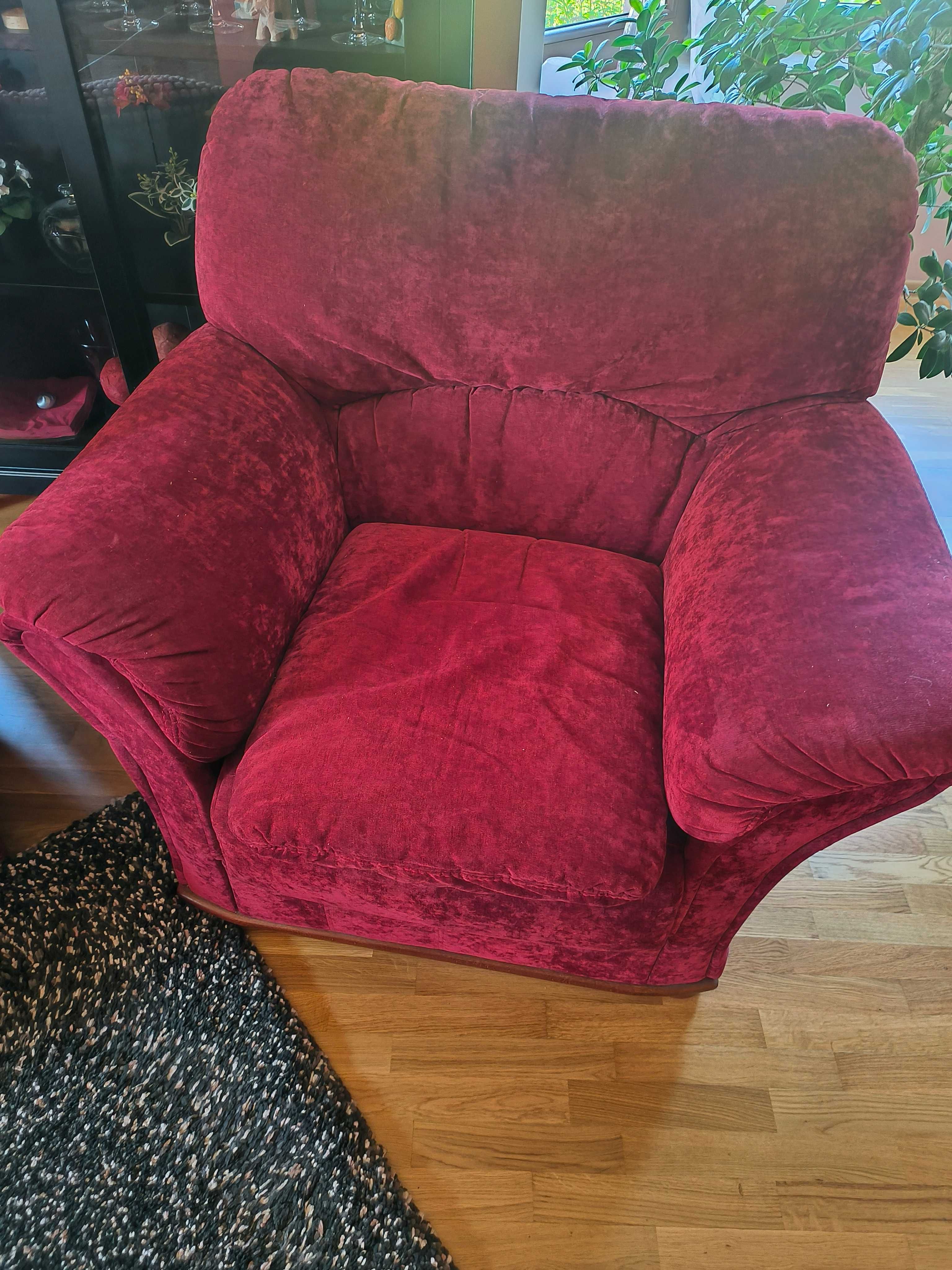 SOFA 3-osobowa koloru bordowego + 2 FOTELE