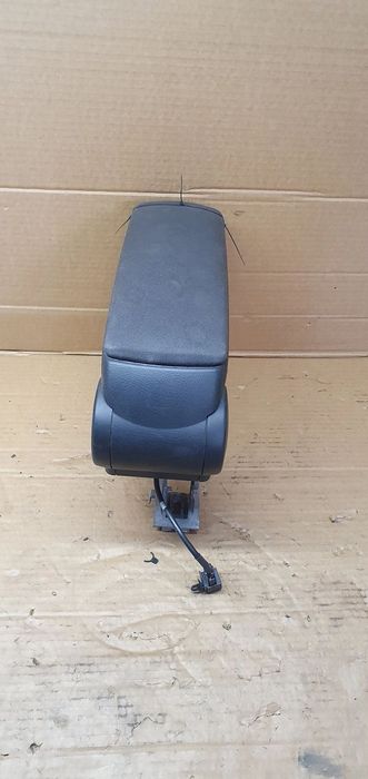 Podłokietnik środkowy Audi A4 B6 8E0864207G