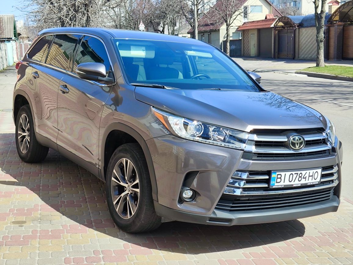 Tayota Highlander 2019