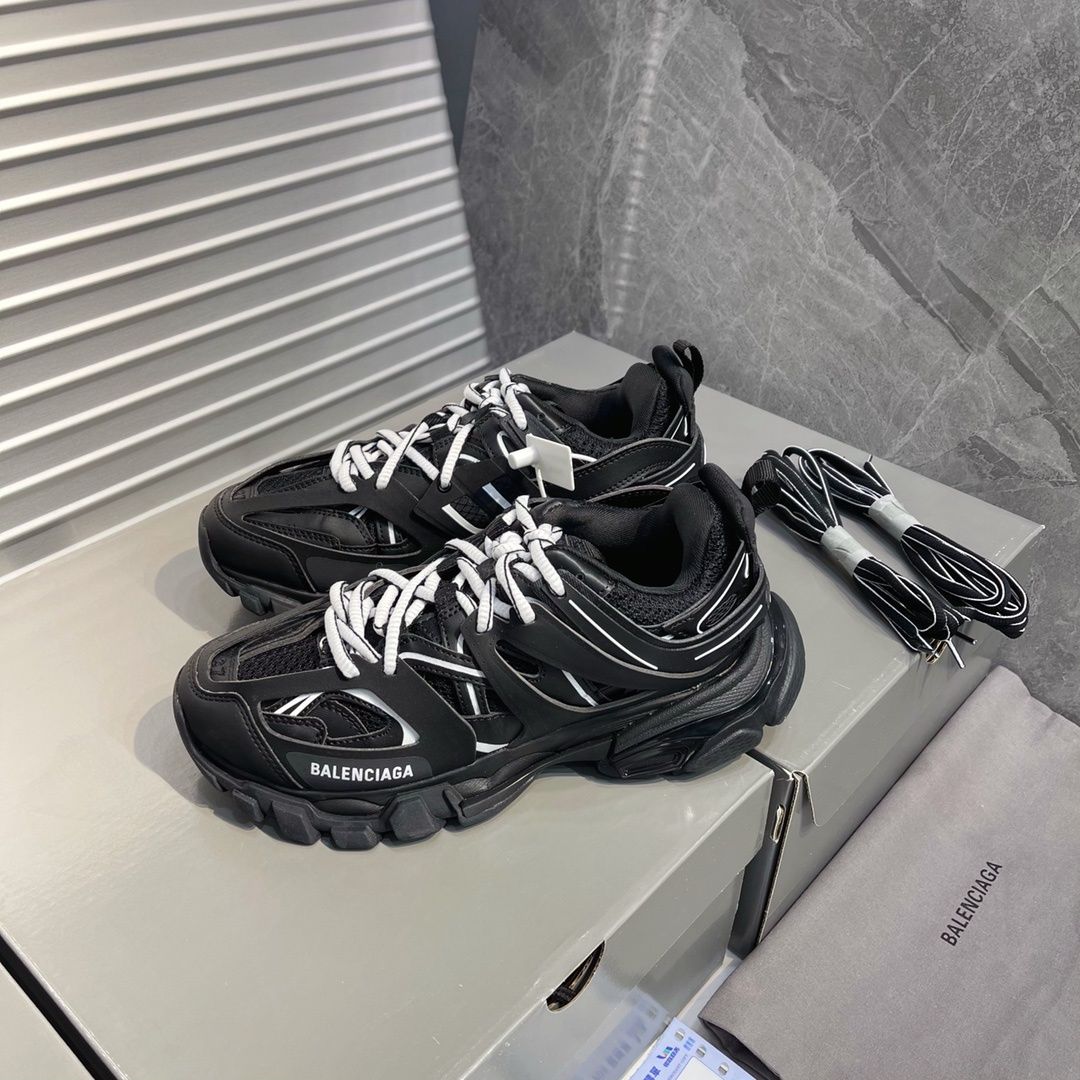 BALENCIAGA Track Black & White 3.0