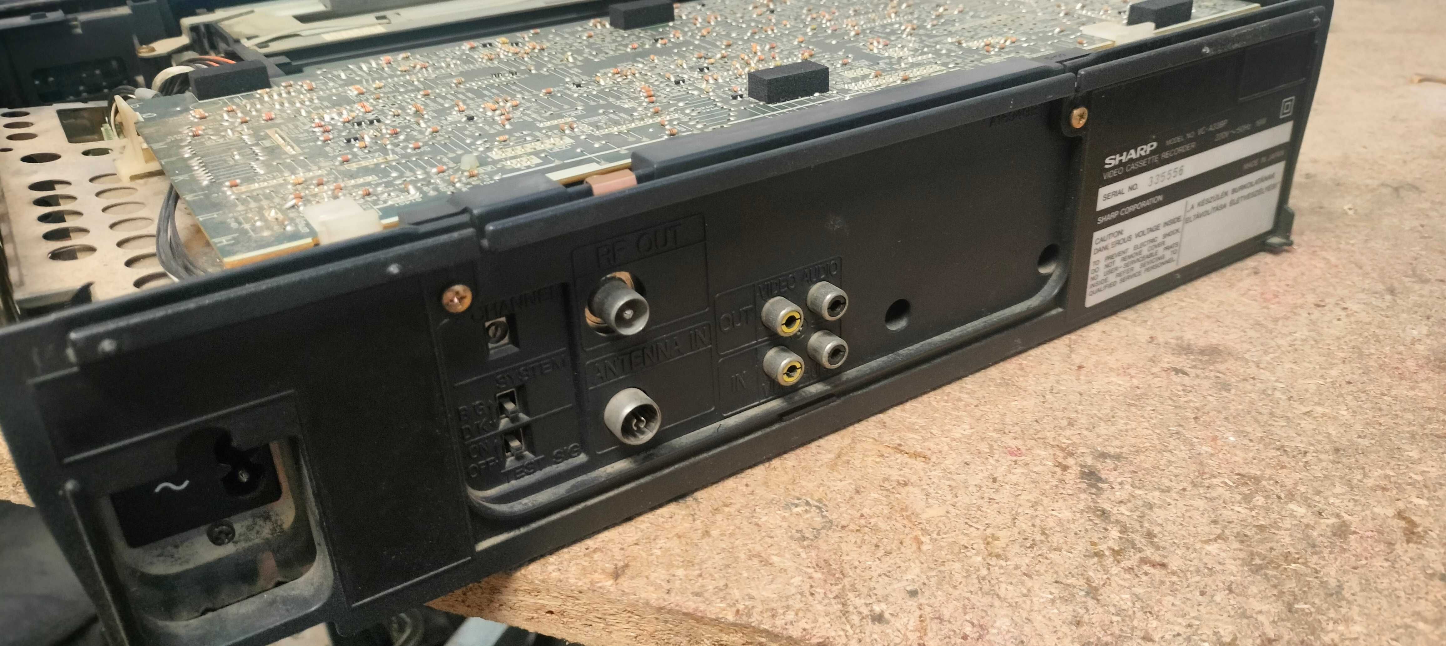 Magnetowid Sharp VC-A33BP