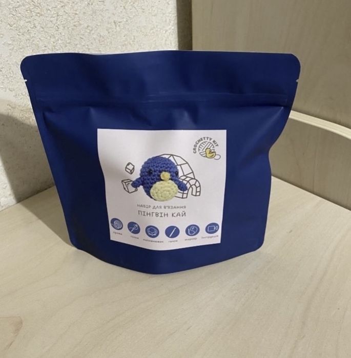 Новий запакований набір для в‘язання іграшки пінгвіна Crochetty Kit