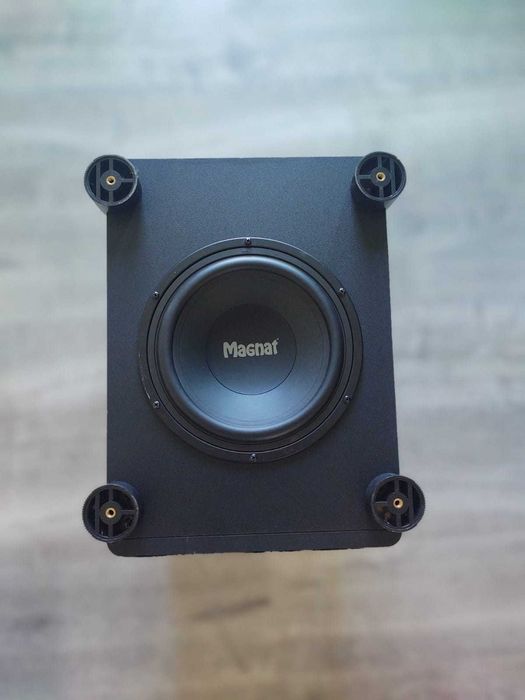 Subwoofer aktywny Magnat