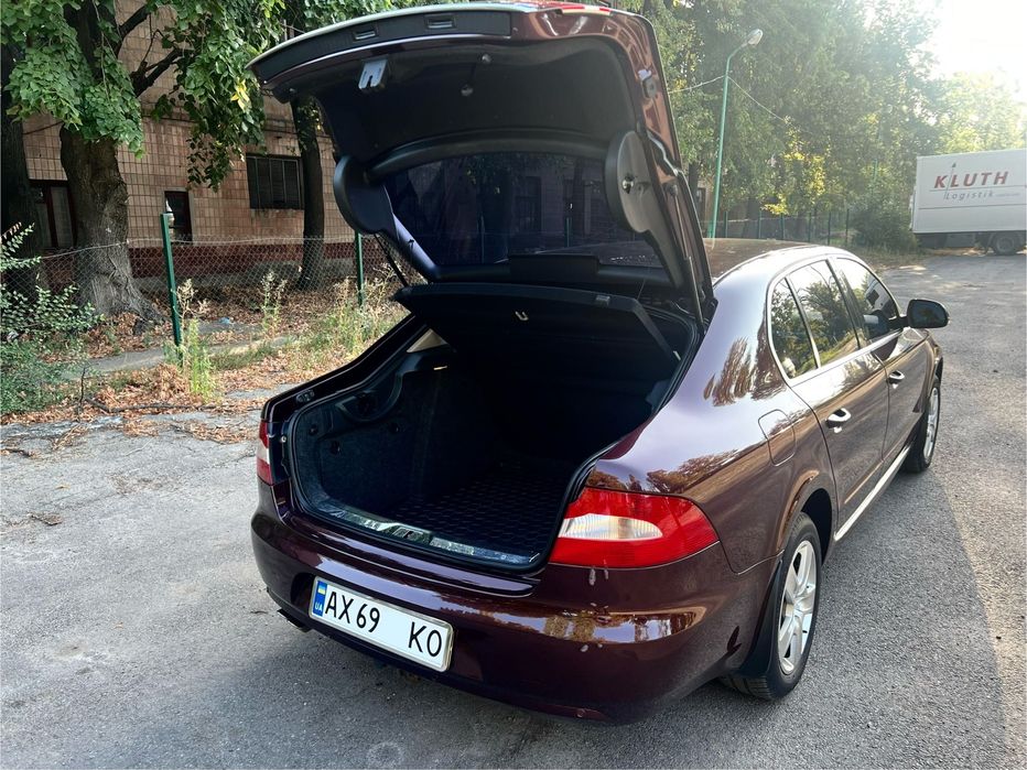 Skoda superb 2  1.8 tsi автомат