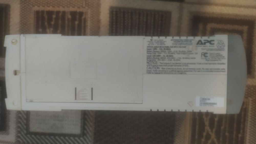 ИБП APC Back-UPS RS 800 с полной мощностью 800w 24В без Акумов
