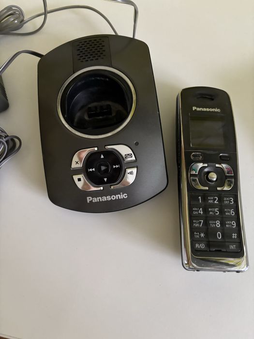 Продам цифровой беспроводной телефон Panasonic KX-TG8321UA