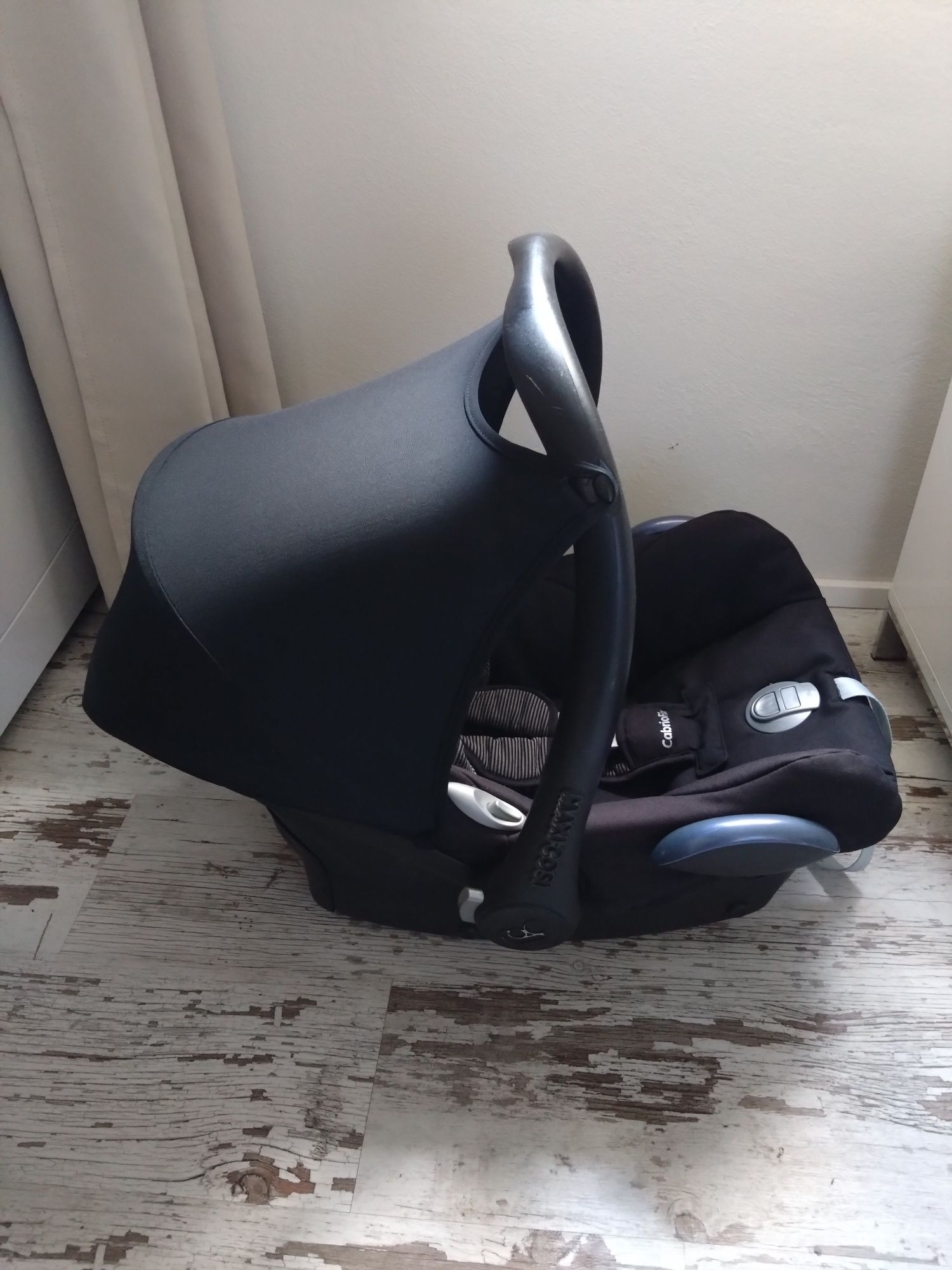 Maxi Cosi Cabriofix com base Easyfix