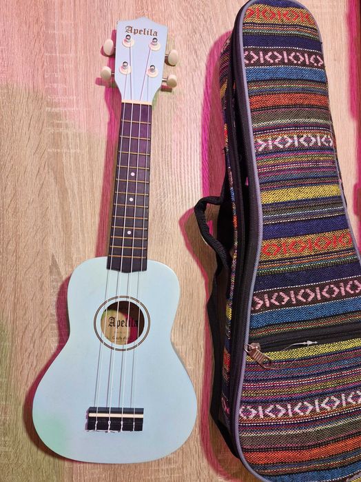 Укулеле Soprano Apelila + чохол