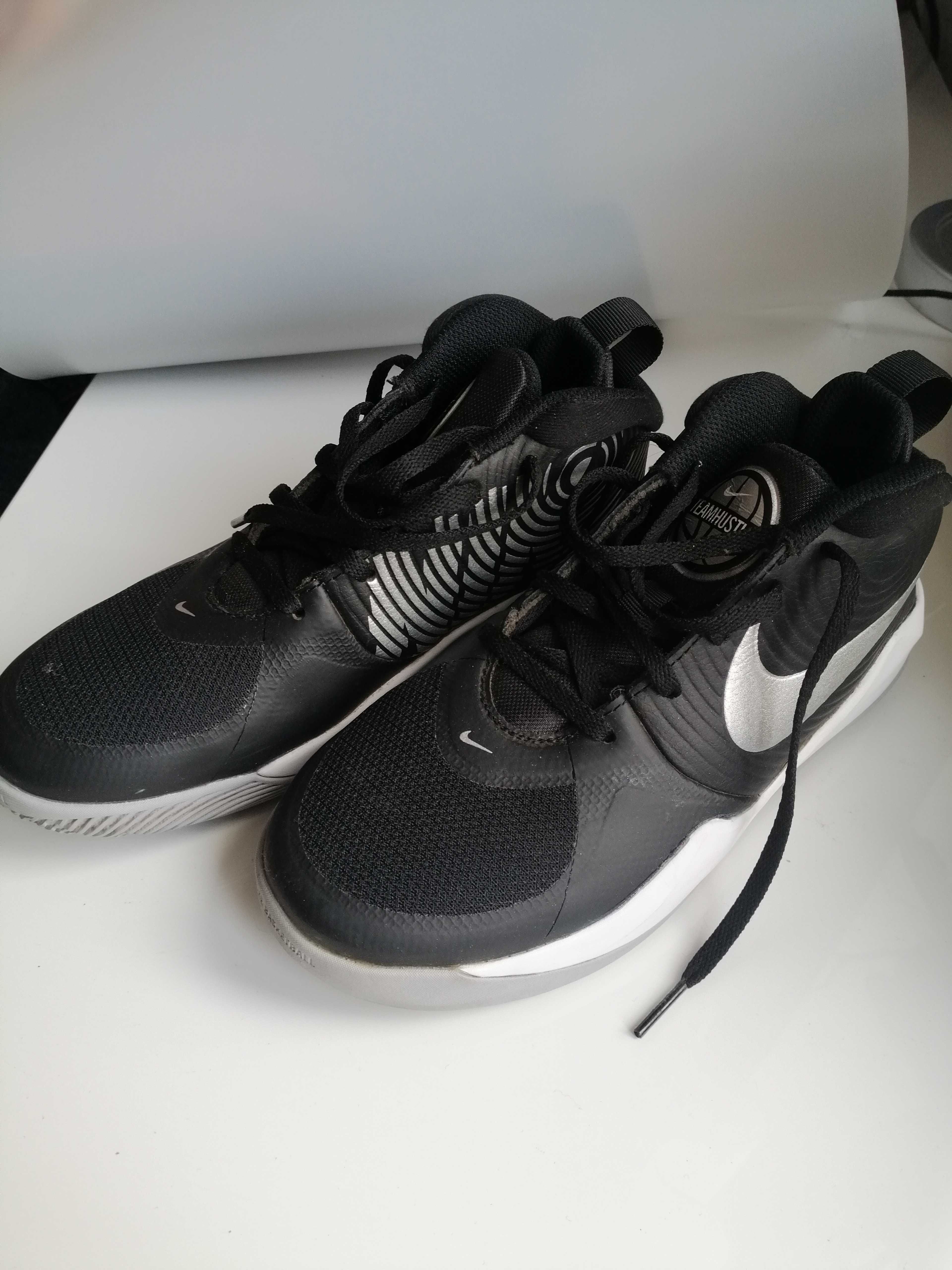 Buty sportowe chłopięce Nike