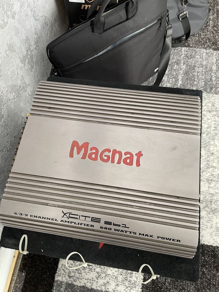 Продам сабвуфер Aviator с усилителем Magnat