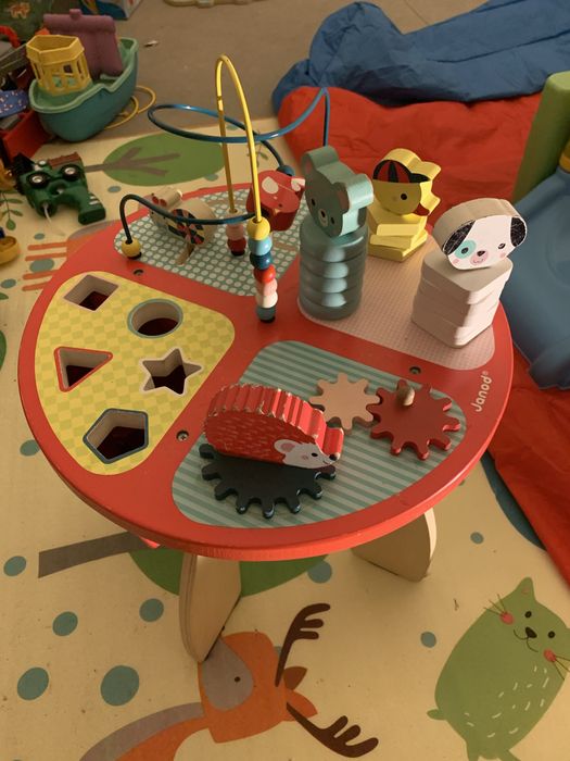 Stolik edukacyjny Janod