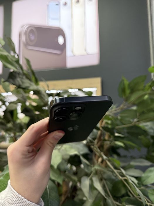 iPhone 15 Pro Max 256GB Black Titanium