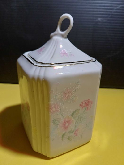 Pote / Terrina em Porcelana