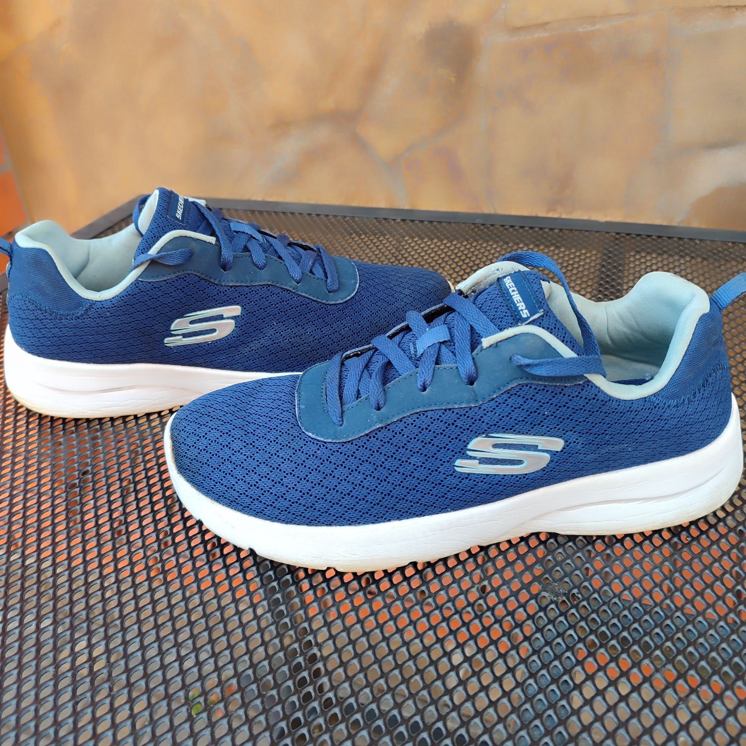 Кроссовки Skechers 40,5 размер (оригинал)