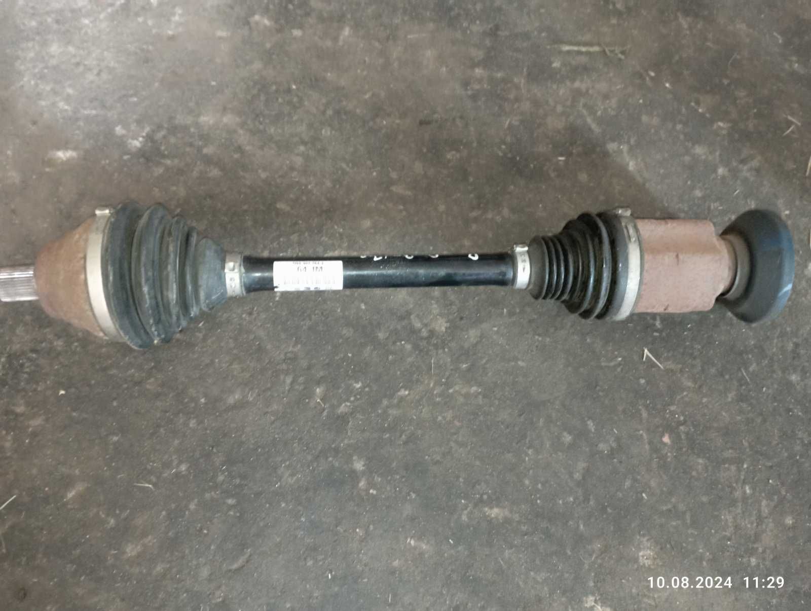 Полуось R АКПП 4х4 Tiguan. Q3