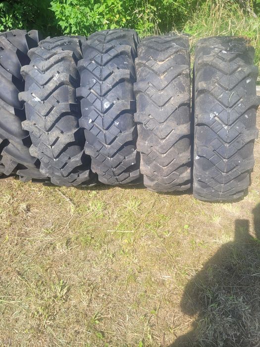 Opona opony 4 szt świeżo sprowadzone 10-18