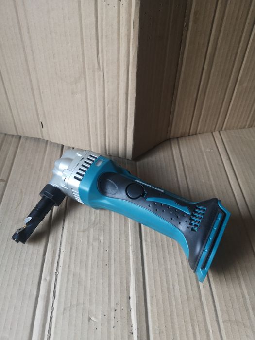 Makita djn 161 nożyce do blachy falistej nibbler 18v nowe