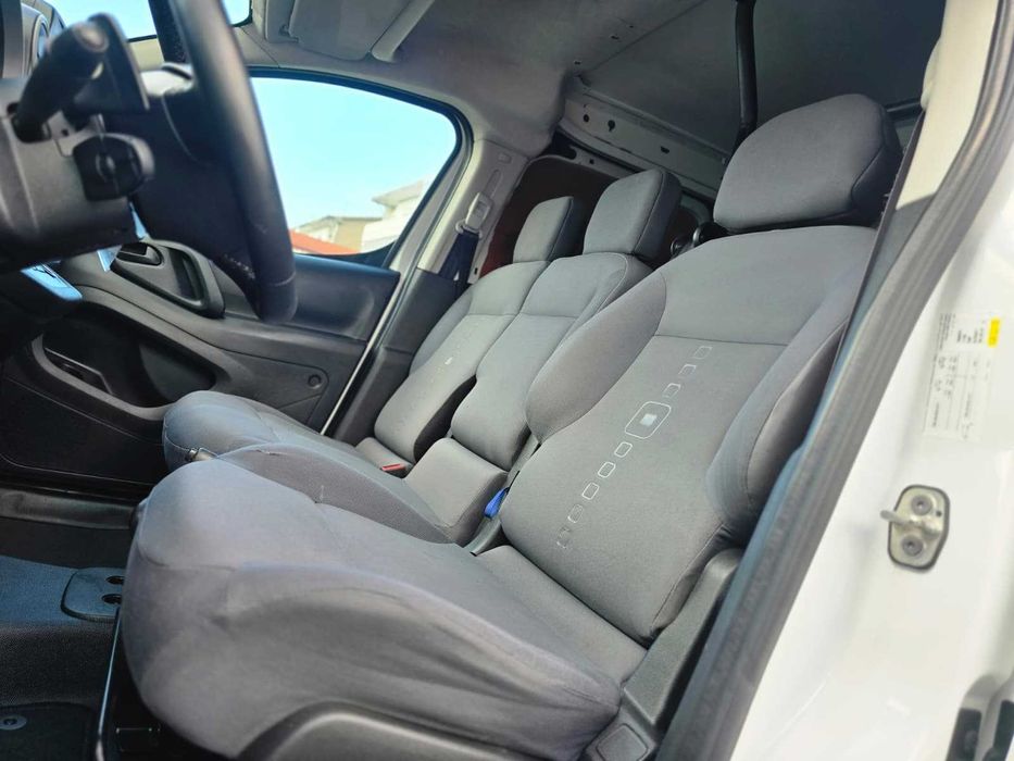 CITROEN BERLINGO LONGA L2 1.6HDI 100CV "3 LUGARES" AUTOMÁTICA