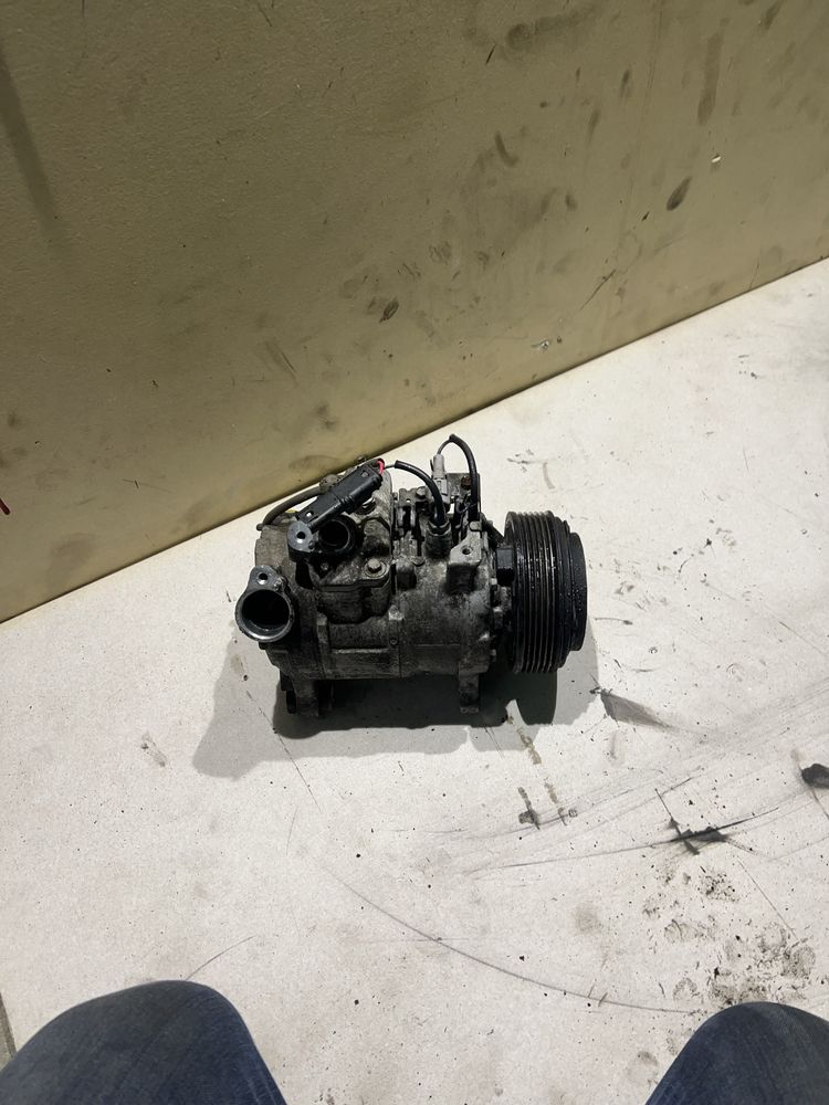 Sprężarka kompresor klimatyzacji Bmw f10 f11 e91 e90 2.0d n47