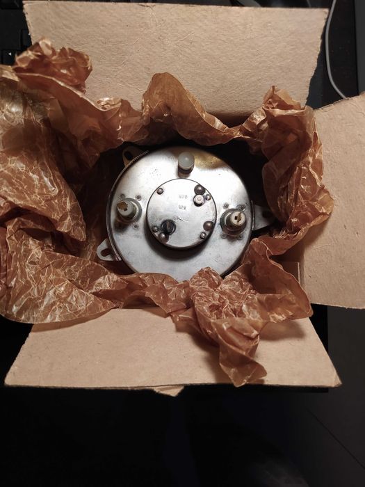 Zegar Syrena Żuk fabrycznie nowy oryginalnie zapakowany