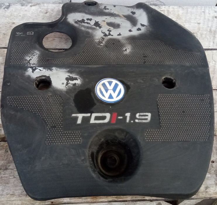 Кришка верхня б/в 38103935 VW TDi 1.9