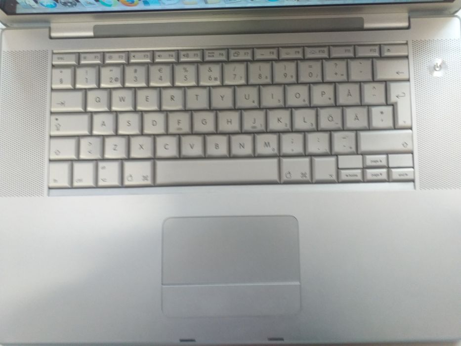 Laptop Macbook Pro 3.1, dysk SSD 240 Gb.