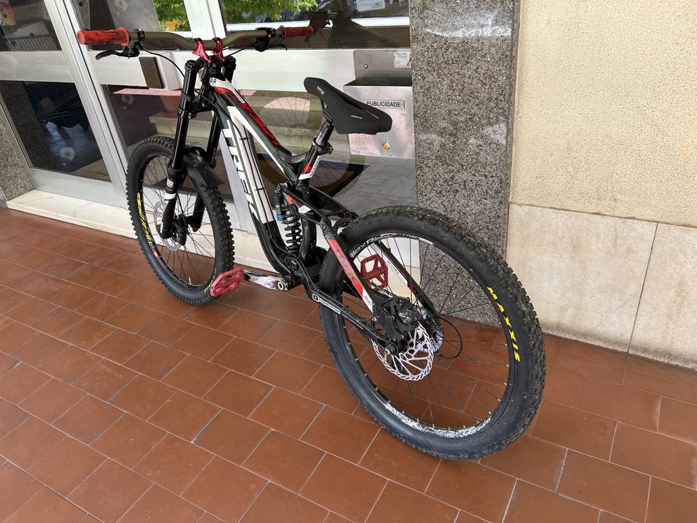 Bicicleta DH downhill Trek Tamanho M