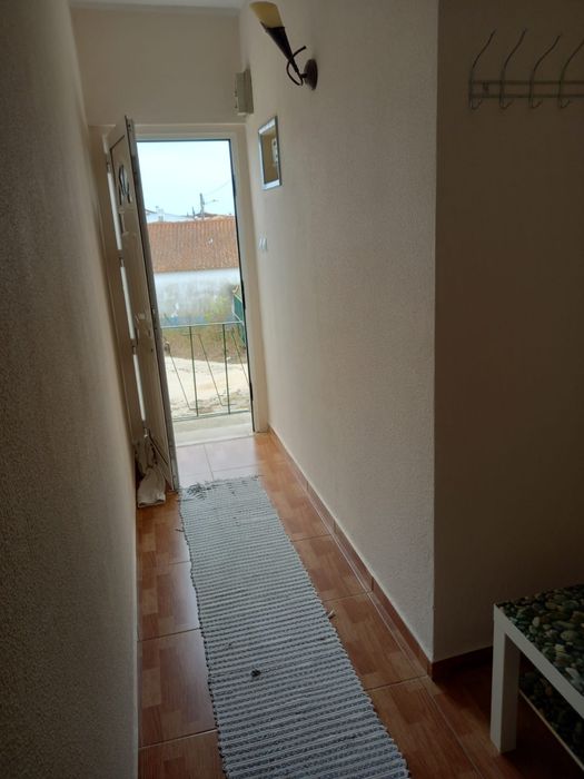 Aluga se t2  na vila da Vieira