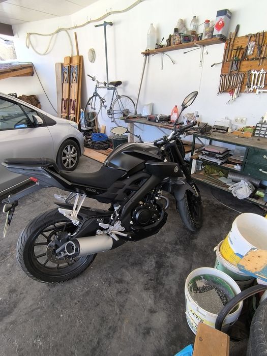 Moto Yamaha MT 125