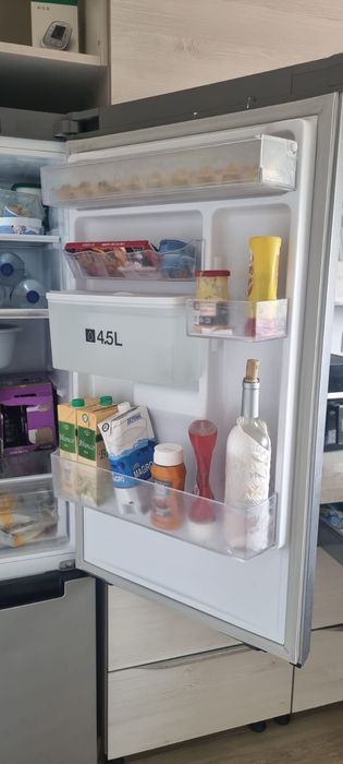 Frigorífico combinado Samsung com depósito agua