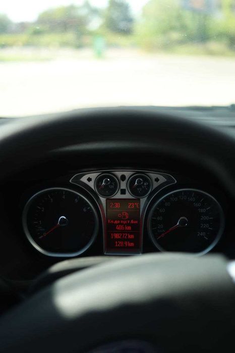 Ford Focus 2009 Hatchback II покоління (FL)•1.4 Duratec МТ (80 к.с.)
