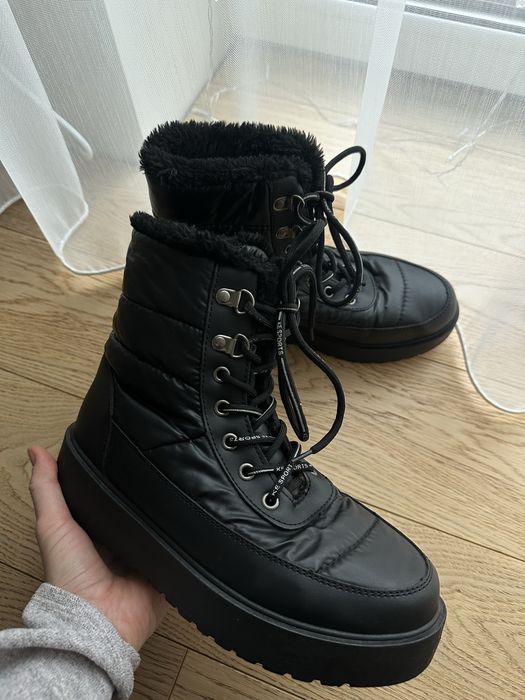 Теплі зимові чорні ботинки