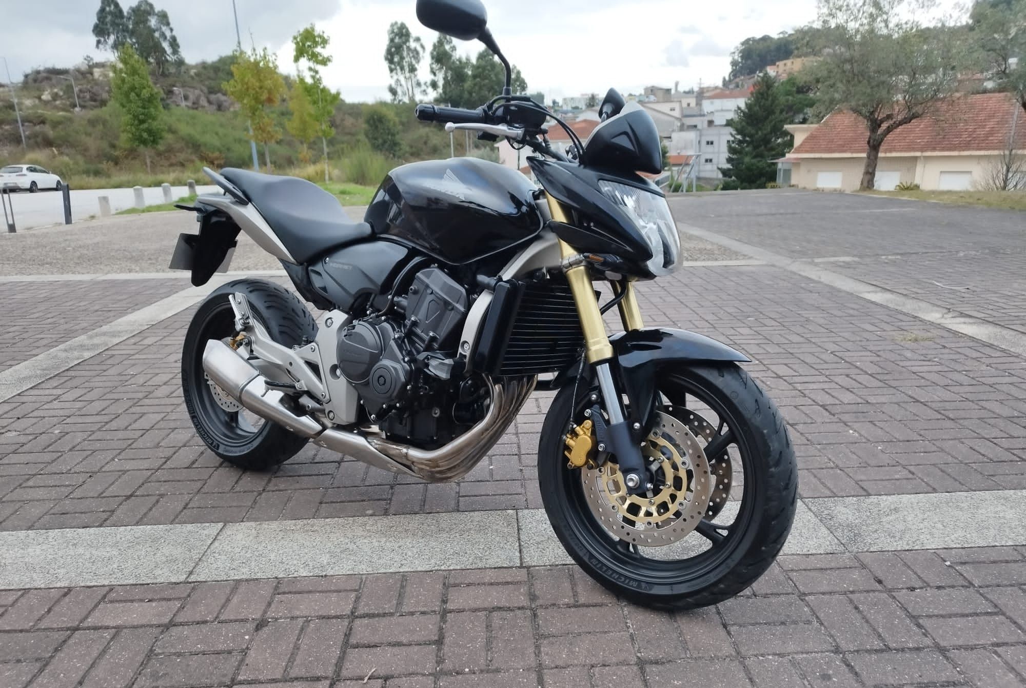 Honda Hornet cb600f 102cv - 23mil kms - como nova!