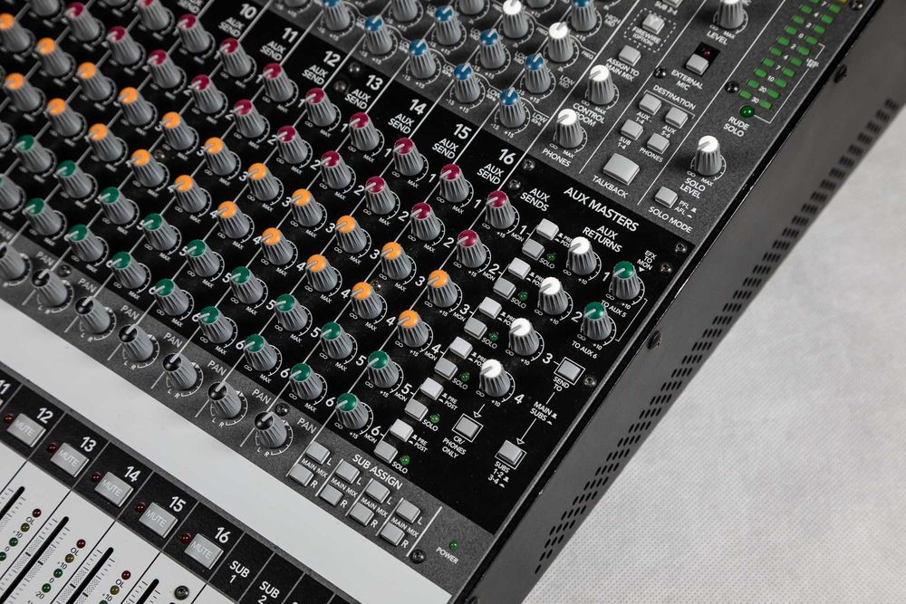 Mackie ONYX 1640 - mikser audio