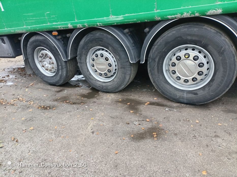 Naczepa Kraker ruchoma podloga