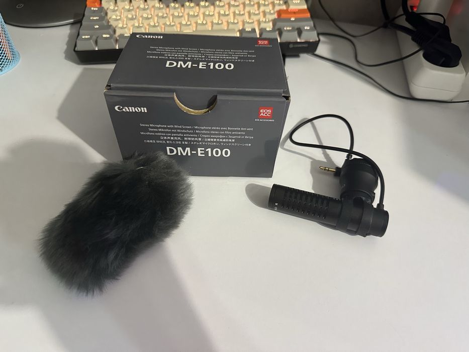 Мікрофон canon dm-e100 класний з комплекту новий