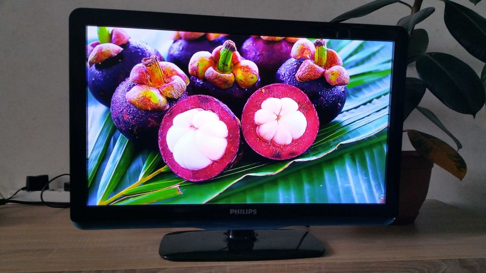 HD телевизор Philips 26" диагональ