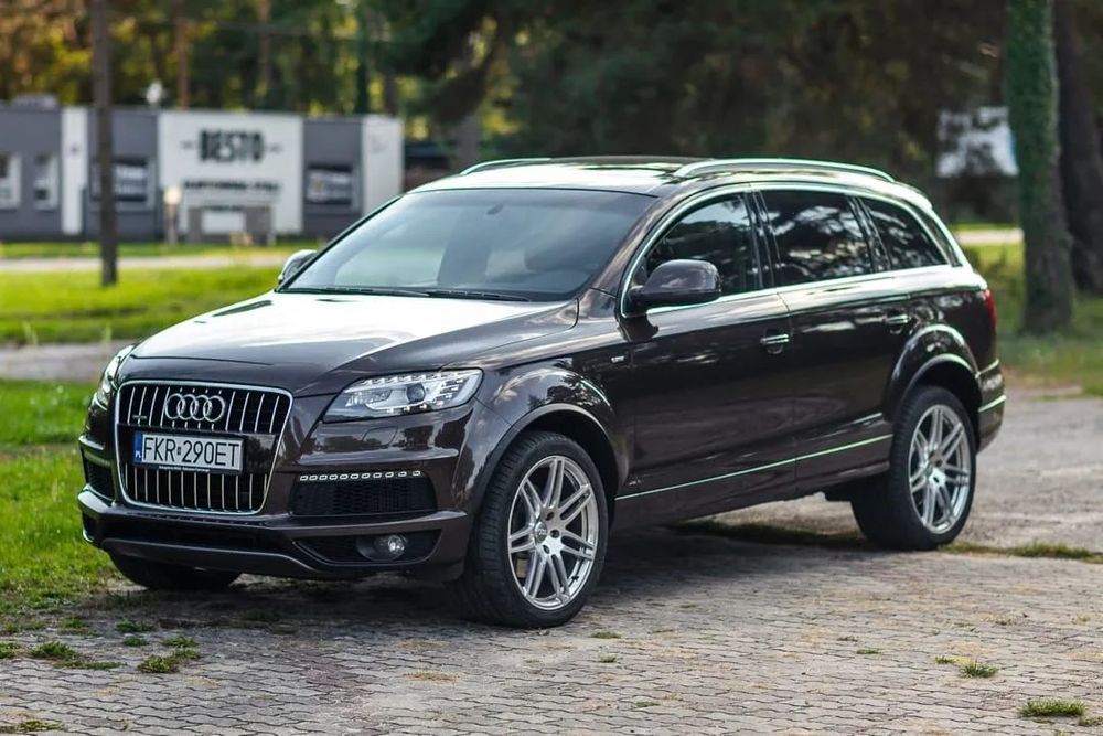 Audi Q7 S-line