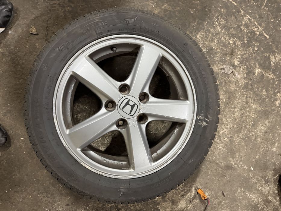 Диски с зимней резиной Honda accord R16