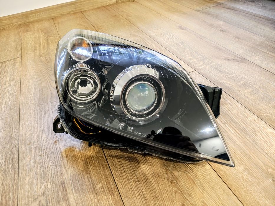 Reflektor lampa przód prawa opel astra h 3 III bixenon skrętny eu